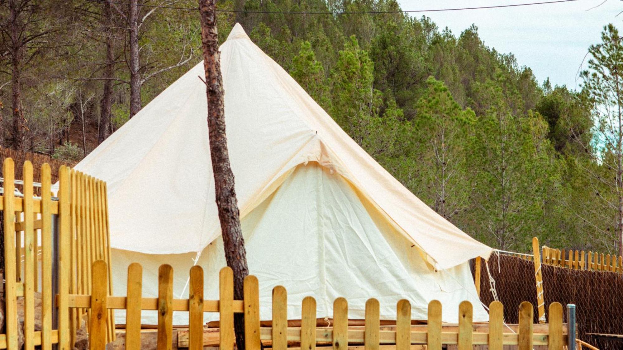 מלון Glamping Zone מונטנחוס מראה חיצוני תמונה